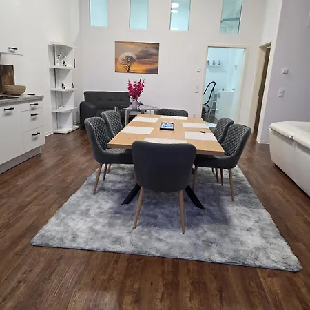 Urban Loft With Gallery & Xxl Sofa Bed *