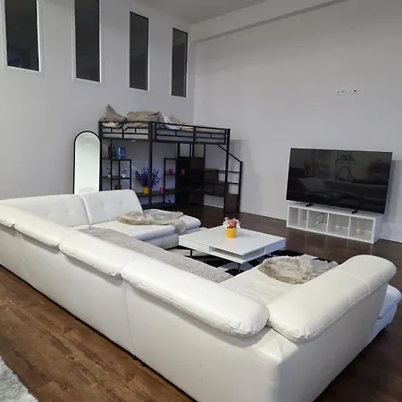 Apartment Urban Loft With Gallery & Xxl Sofa Bed