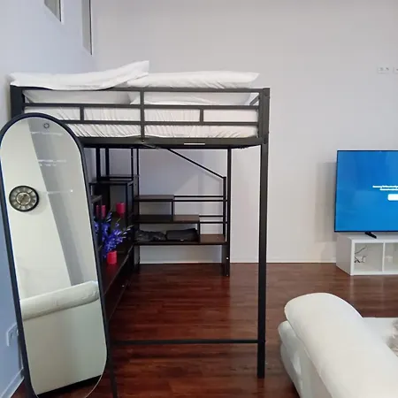 Urban Loft With Gallery & Xxl Sofa Bed Lejlighed