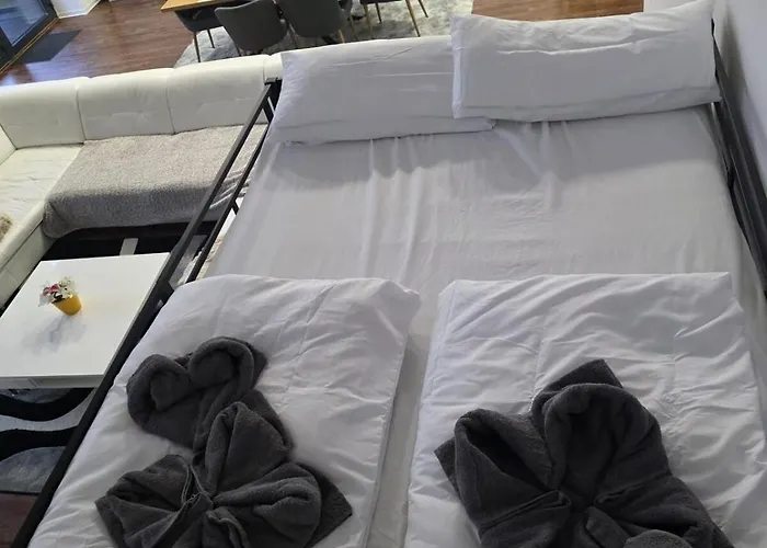 Urban Loft With Gallery & Xxl Sofa Bed Apartment Magdeburg